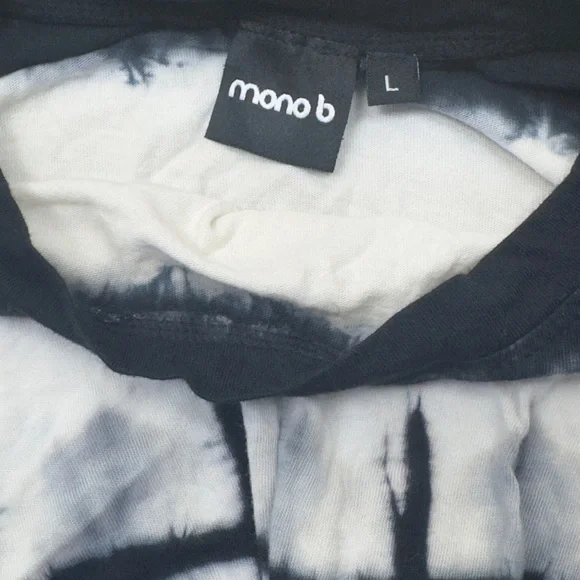 Mono B Tie Dye Twist Front Long Sleeve Crop Top Size Medium - Picture 8 of 8